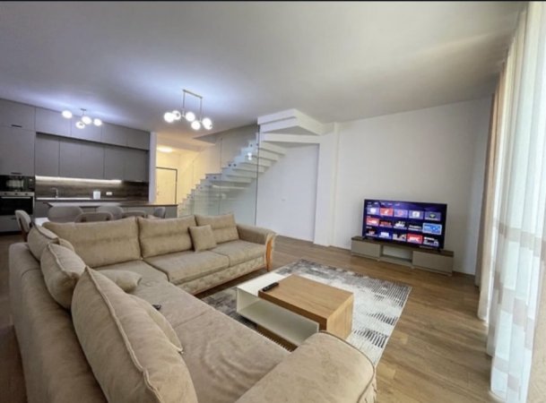 Tirane, jepet me qera Vile 3+1 Kati 0, 350 m² (TEG)