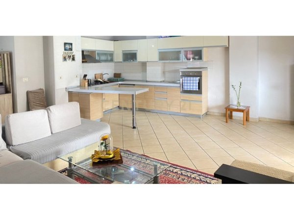 Tirane, shes apartament 2+1 Kati 4, 95 m² 190.000 € (Rrethrrotullimi Astir)