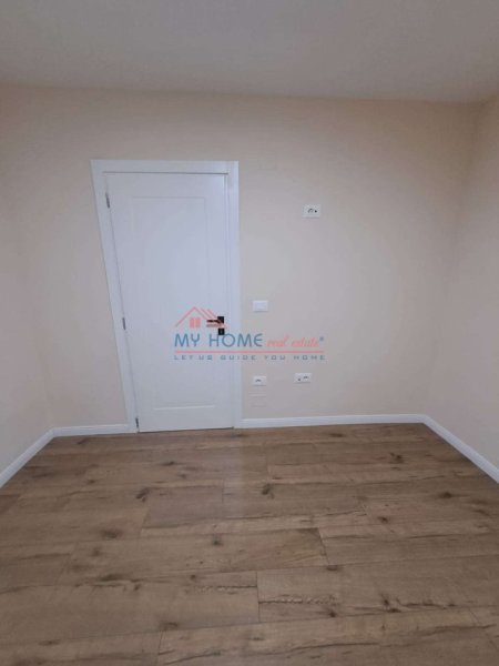 Tirane, jepet me qera zyre Kati 2, 80 m² 900 € (9 Kateshet)