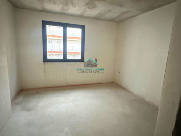 shitet apartament+verande | Penthouse 3+1+Aneks+Ballkon Kati 3, 780.000 € (vlore)