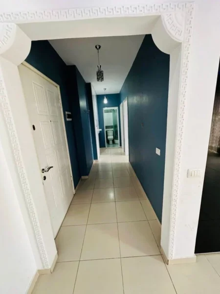 Tirane, shitet apartament 2+1+Ballkon Kati 8, 90 m² 135.000 € (ASTIR)