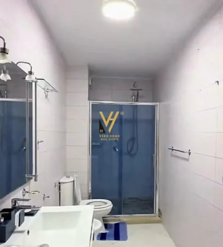 Tirane, shitet apartament 1+1+Ballkon Kati 5, 83 m² 125.000 € (PALLATET CABEJ)