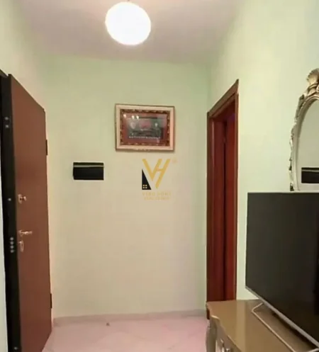 Tirane, shitet apartament 1+1+Ballkon Kati 5, 83 m² 125.000 € (PALLATET CABEJ)