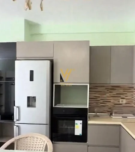 Tirane, shitet apartament 1+1+Ballkon Kati 5, 83 m² 125.000 € (PALLATET CABEJ)