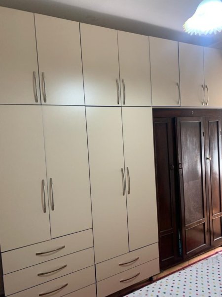 Tirane, jepet me qera apartament 1+1+Ballkon , 60 m² 500 € (RRUGA RIZA CEROVA)