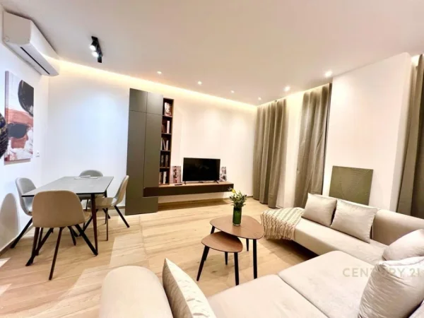Tirane, jepet me qera apartament 1+1 Kati 4, 68 m² 800 € 