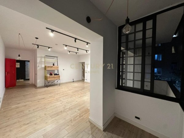 Tirane, jepet me qera apartament Kati 1, 110 m² 1.000 € 