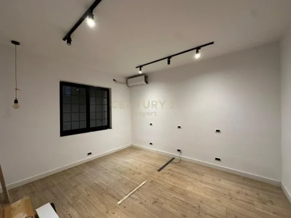 Tirane, jepet me qera apartament Kati 1, 110 m² 1.000 € 