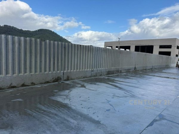 Tirane, shitet ambjent biznesi Kati 3, 1.600 m² 1.350.000 € 