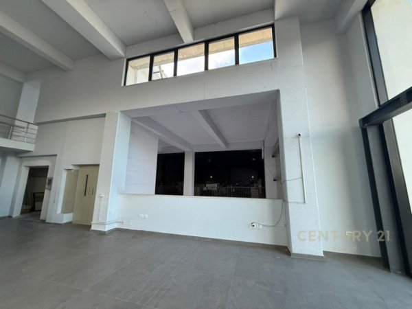 Tirane, shitet ambjent biznesi Kati 3, 1.600 m² 1.350.000 € 