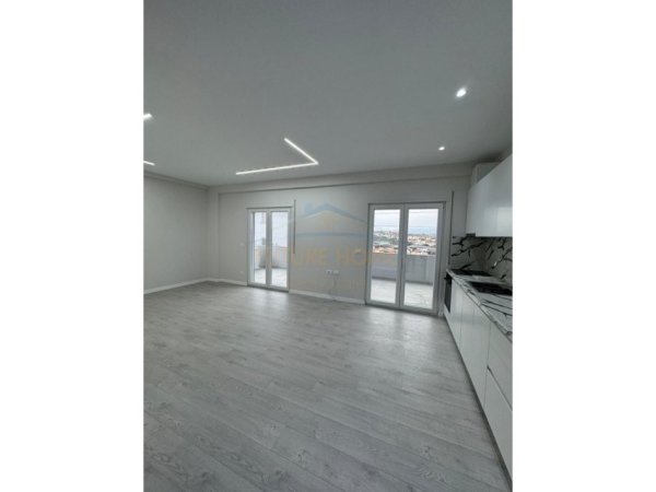 Tirane, jepet me qera apartament 1+1 Kati 2, 60 m² 350 € (Kodra e Priftit)
