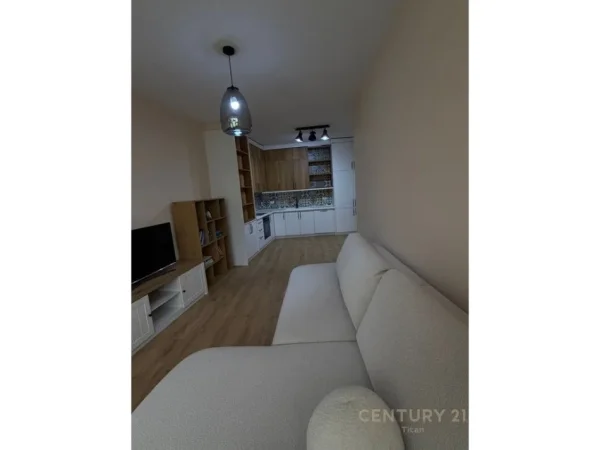 Tirane, jepet me qera apartament 2+1 Kati 6, 95 m² 600 € 