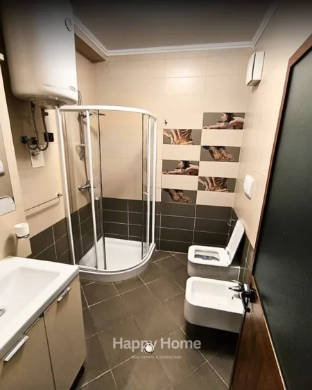 Tirane, shitet apartament 2+1+Aneks+Ballkon Kati 2, 124 m² 375.000 € 