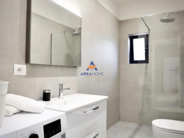Tirane, jepet me qera apartament 1+1 Kati 2, 55 m² 500 € 