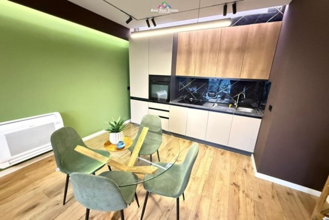 Tirane, jepet me qera apartament 2+1 Kati 9, 105 m² 1.500 € (rruga liman kaba)