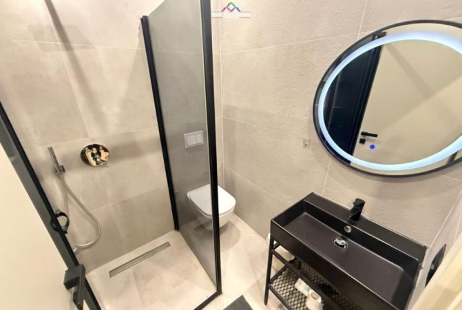 Tirane, jepet me qera apartament 2+1 Kati 9, 105 m² 1.500 € (rruga liman kaba)