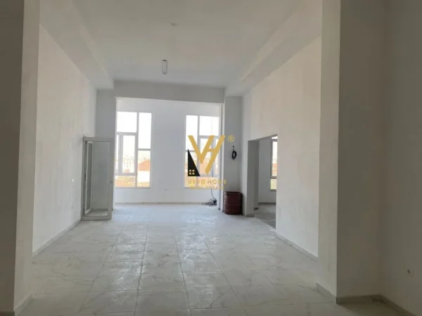 Tirane, jepet me qera ambjent biznesi Kati 1, 160 m² 800 € (KTHESA E KAMZES)