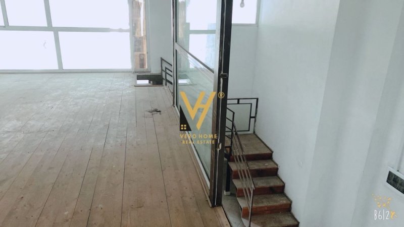 Tirane, jepet me qera ambjent biznesi Kati 1, 160 m² 800 € (KTHESA E KAMZES)