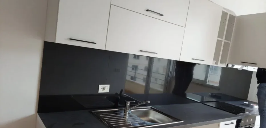 Tirane, jepet me qera apartament 2+1 Kati 8, 104 m² 450 € (Kompleksi Fratari Astir)