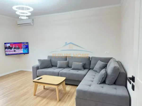 Tirane, shitet apartament 1+1 Kati 3, 54 m² 122.000 € (Allias)
