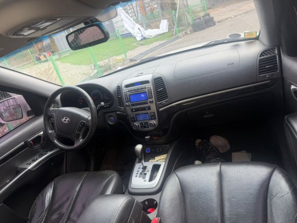 Lezhe, shes makine Hyundai Santa Fe CM Nafte, e bardhë automatik Kondicioner 7.000 €