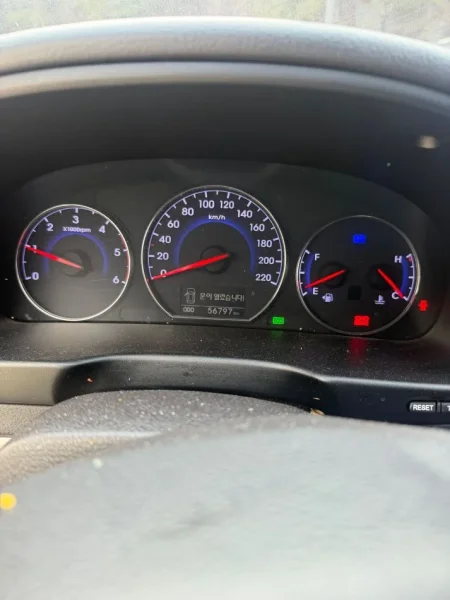 Lezhe, shes makine Hyundai Santa Fe CM Nafte, e bardhë automatik Kondicioner 7.000 €