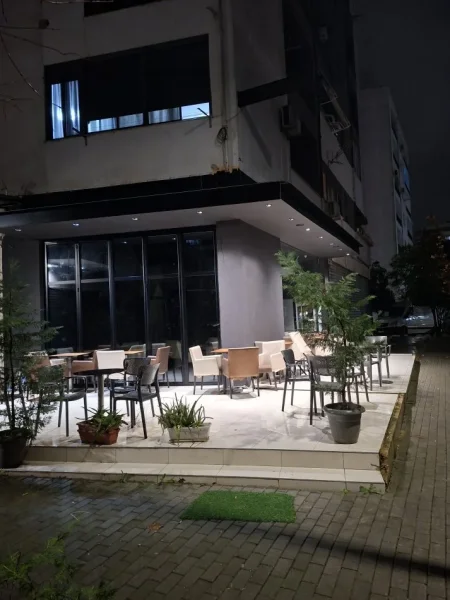 Tirane, shitet Kati 0, 40 m² 140.000 €