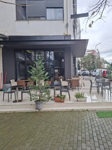 Tirane, shitet Kati 0, 40 m² 149.000 €