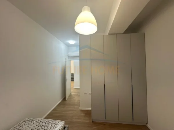 Tirane, jepet me qera apartament 2+1+Ballkon Kati 2, 67 m² 500 € (Rezidenca Kaimi)