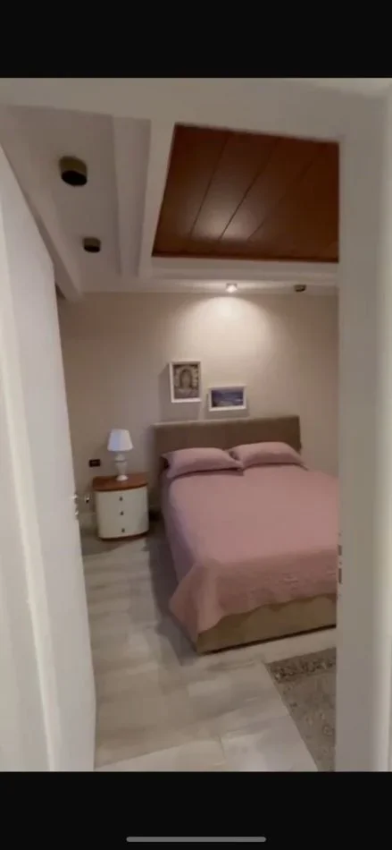 Tirane, shitet apartament 3+1+Aneks+Ballkon , 112 m² 360.000 € (9 katshet)