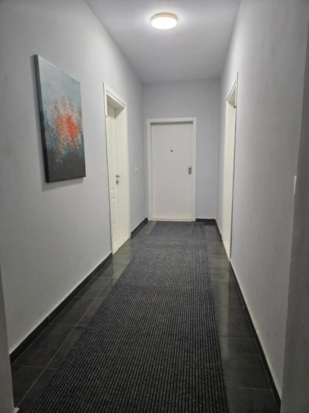 Tirane, shitet apartament 1+1 , 285 m² 950.000 € (Rruga e Durrësit)