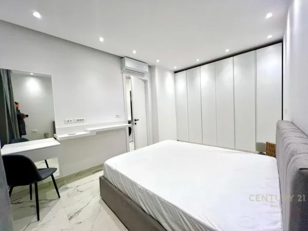 Tirane, jepet me qera apartament 1+1+Ballkon Kati 6, 66 m² 750 € (zogu i zi mine peza)