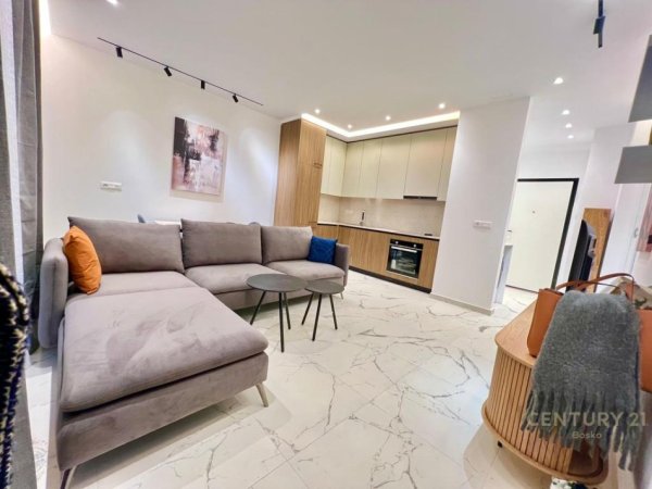 Tirane, jepet me qera apartament 1+1+Ballkon Kati 6, 66 m² 750 € (zogu i zi mine peza)