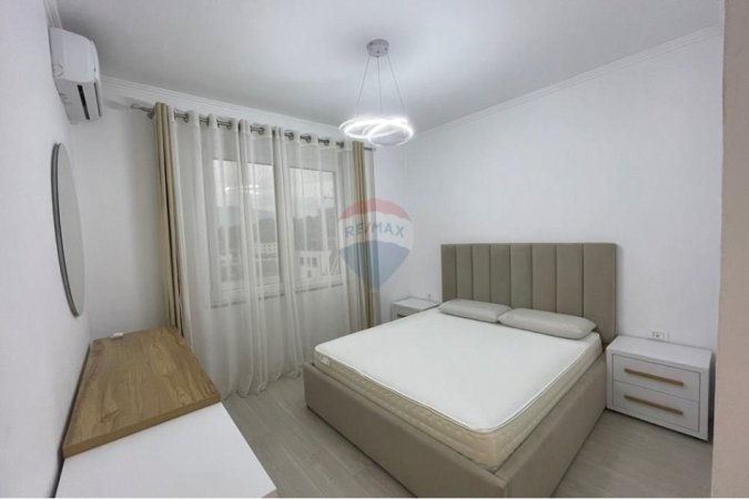 Tirane, jepet me qera apartament 2+1 Kati 6, 108 m² 1.300 € (Sami Frasheri)