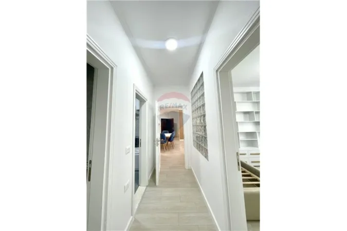 Tirane, jepet me qera apartament 2+1 Kati 6, 108 m² 1.300 € (Sami Frasheri)