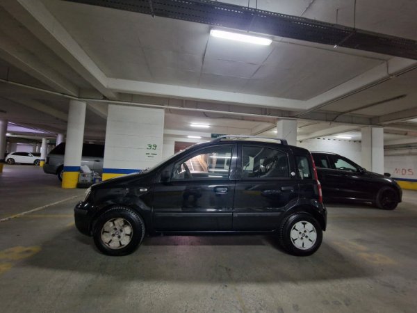 Tirane, shes makine Fiat Benzin, e zeze manuale Kondicioner 1.999 €