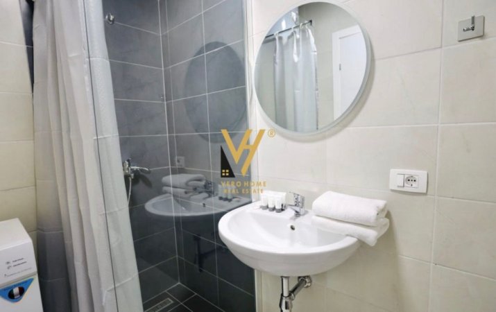 Tirane, jepet me qera apartament 2+1+Ballkon Kati 2, 112 m² 1.100 € (KOMUNA E PARISIT)