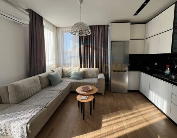 Qera, Apartament 1+1+Post Parkimi, Rruga e Barrikadave, Tiranë