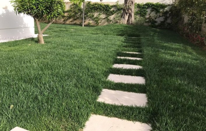 Tirane, jepet me qera Vile 4+1 , 4.300 € (TEG)