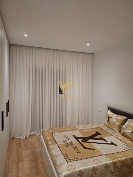 Tirane, jepet me qera Vile Kati 2, 85 m² 400 € (BALDUSHK)