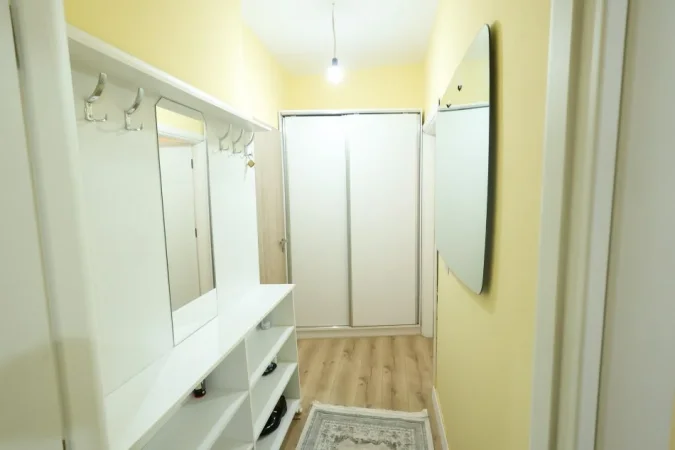 Tirane, jepet me qera apartament 1+1 Kati 4, 62 m² 311 € (Fresku.)