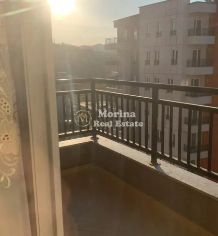 Tirane, jepet me qera apartament 1+1 Kati 8, 80 m² 450 € (Astir)