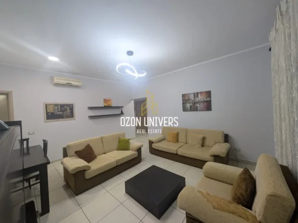 Tirane, jepet me qera apartament 2+1+Ballkon Kati 6, 120 m² 600 € (Myslym Shyr)