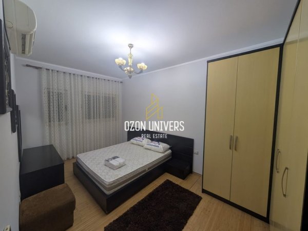 Tirane, jepet me qera apartament 2+1+Ballkon Kati 6, 120 m² 600 € (Myslym Shyr)