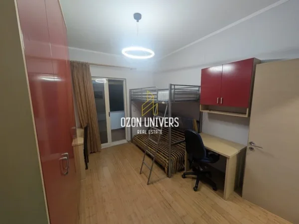 Tirane, jepet me qera apartament 2+1+Ballkon Kati 6, 120 m² 600 € (Myslym Shyr)