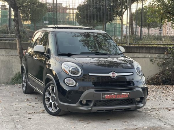 Tirane, shes makine Fiat 500 L Benzin, e zeze automatik Klima 157.000 km 6.900 €