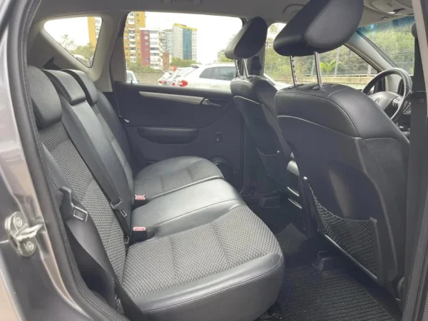 Tirane, shes makine Benz A150 Benzin, gri metalizato automatik Klima 184.000 km 5290 €