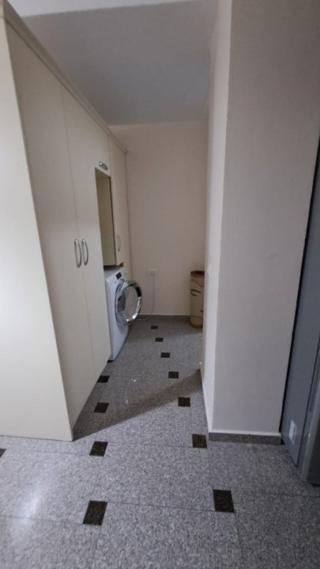 Tirane, shitet apartament 2+1 Kati 4, 81 m² 137.000 € (Pallati me Shigjeta)