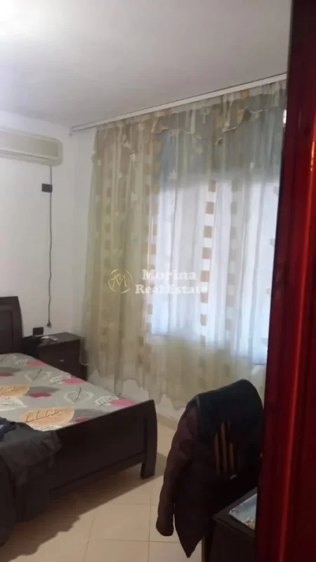 Tirane, jepet me qera apartament 2+1 Kati 1, 120 m² 350 € (Selite)