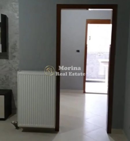 Tirane, jepet me qera apartament 3+1 Kati 2, 115 m² 400 € (Fresku)